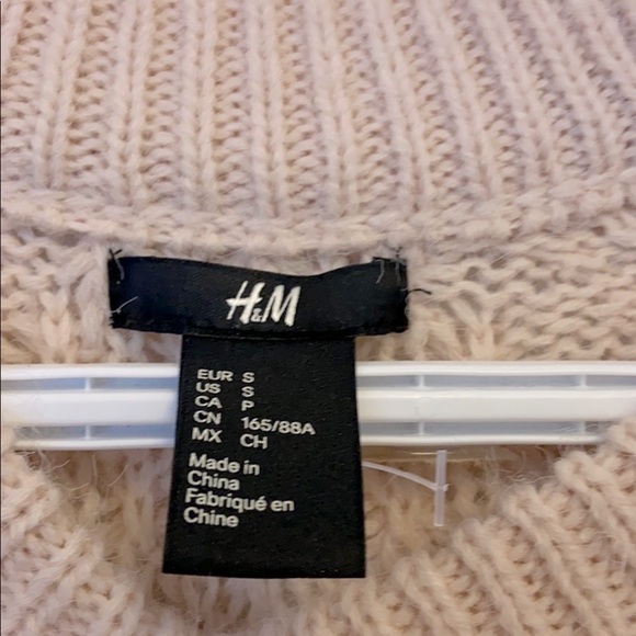 Oversized Pink Knit Sweater - Picture 2 of 9
